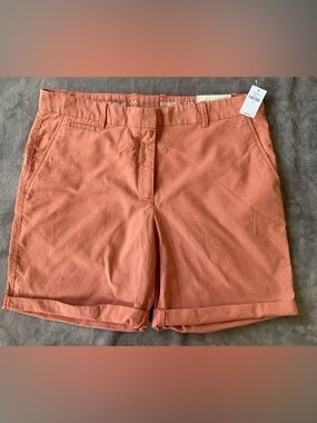 GAP Women's Coral Roll-Cuff Shorts
